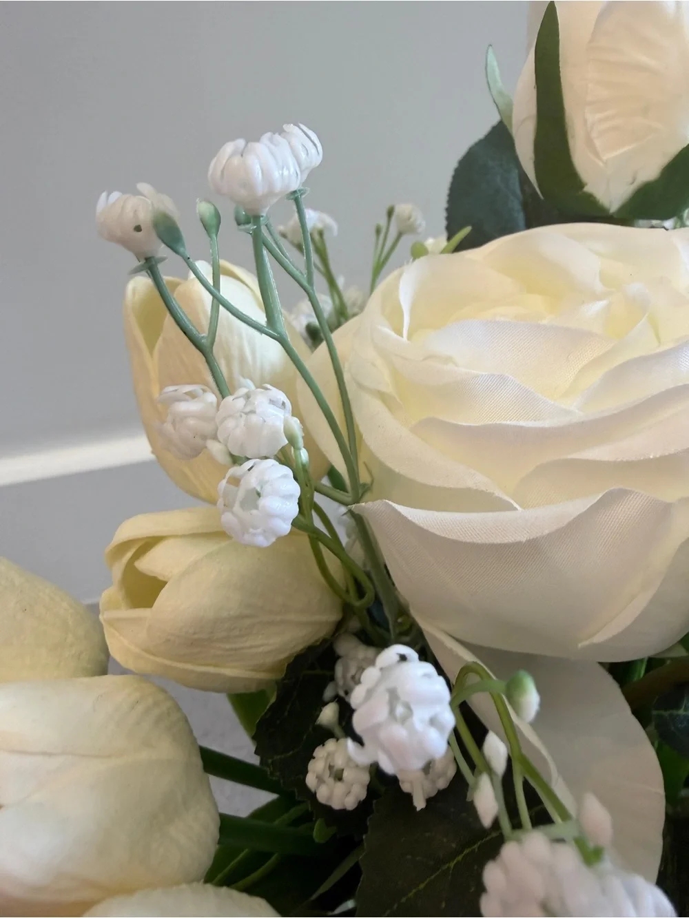 Artificial White Tulip Bouquet w Clear Glass Vase & simulated water - lifelike!